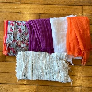 Bundle of scarves